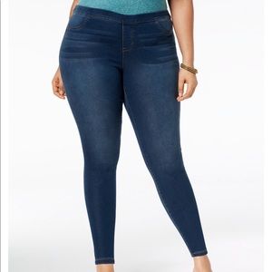 NEW Plus Size Jeggings